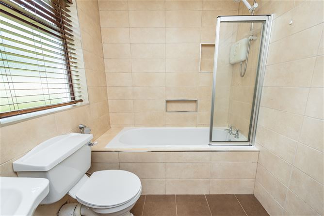 42 Cherry Grove, Naas, Co. Kildare