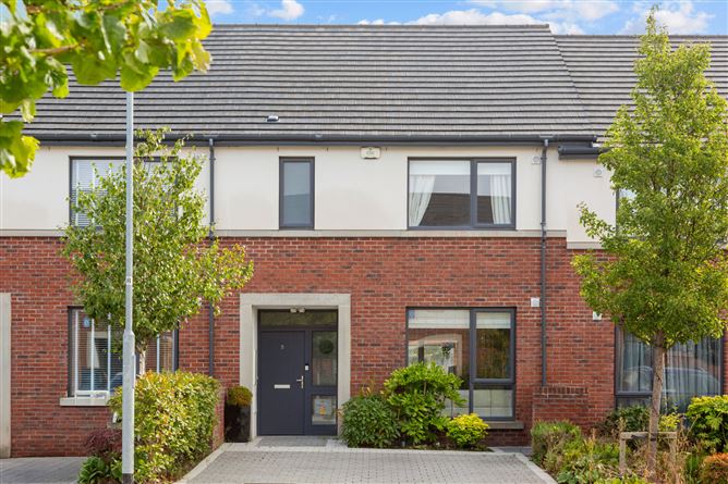 5 Somerton Drive, Lucan, Co. Dublin