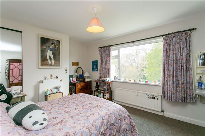2 The Rise, Mount Merrion, Co. Dublin