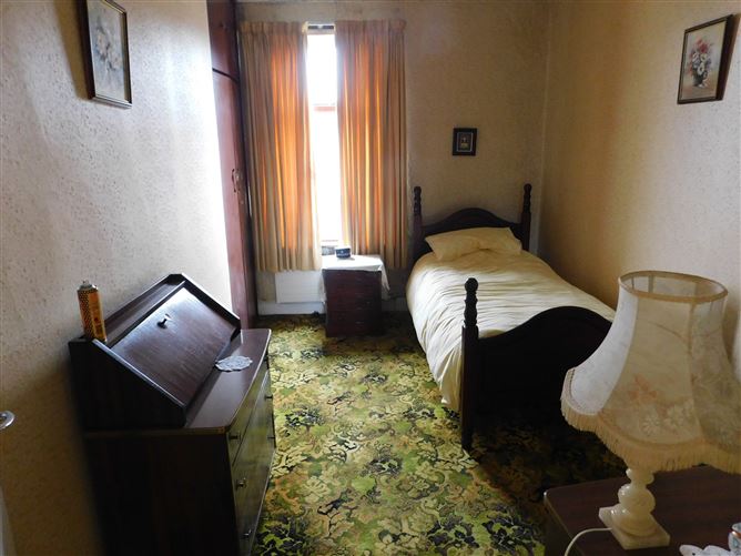 Piermount, No. 6 Glenview Place, New road, Dillons Cross, Cork , Cork City, Cork
