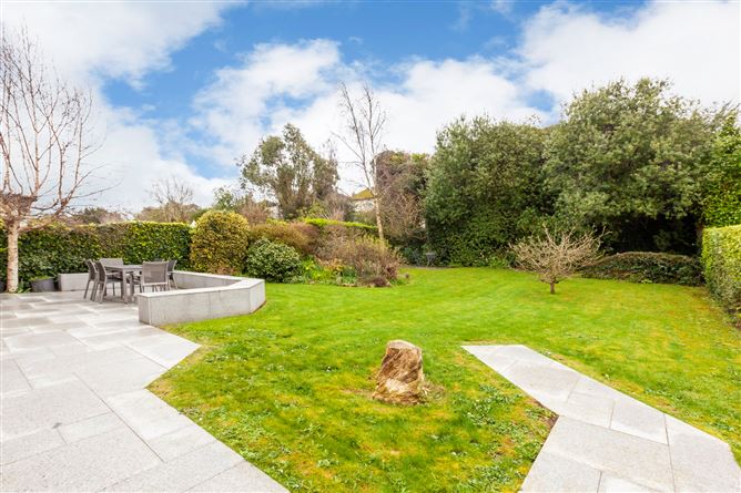 "Mannin", 2 Asgard Park, Howth, Dublin 13