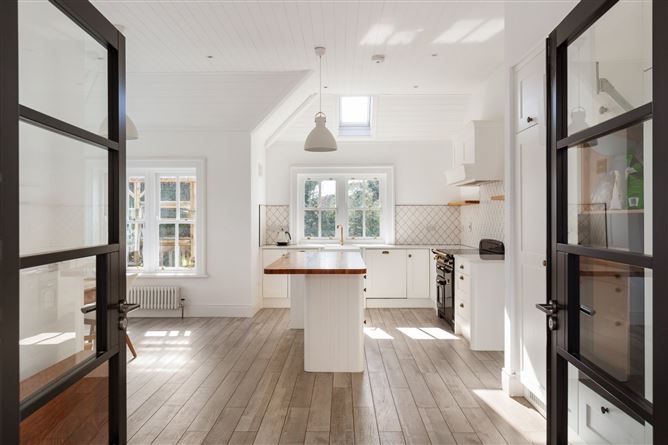 Sallymount Cottage, Sallymount, Brittas Bay, Co. Wicklow