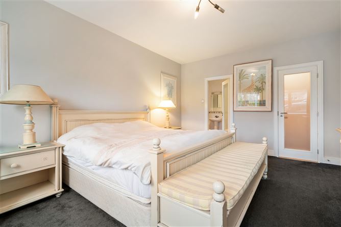 9 Swift Hall, Carrickmines Wood, Brennanstown Road, Carrickmines, Dublin 18