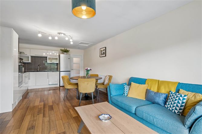 Photo 3 of 23 — Apt. 31, The Weir, Chapelizod, Dublin 20