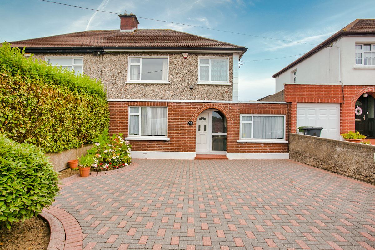 95 Johnstown Avenue, Cabinteely, Co. Dublin