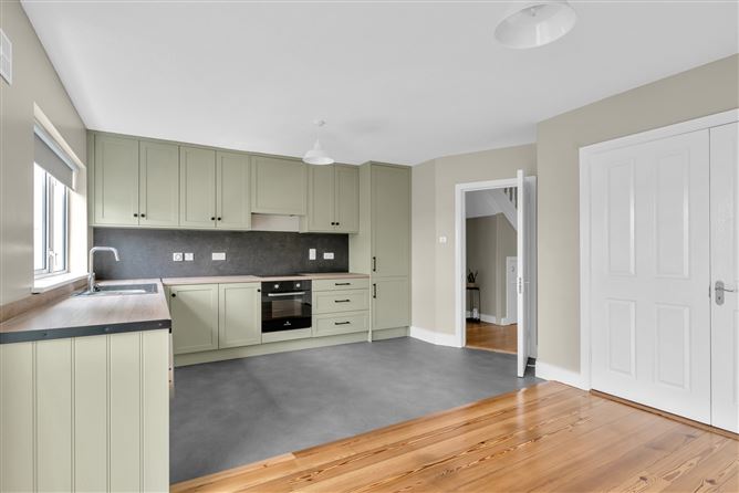 No. 139 Rathcurragh, Green Road, Newbridge, Kildare
