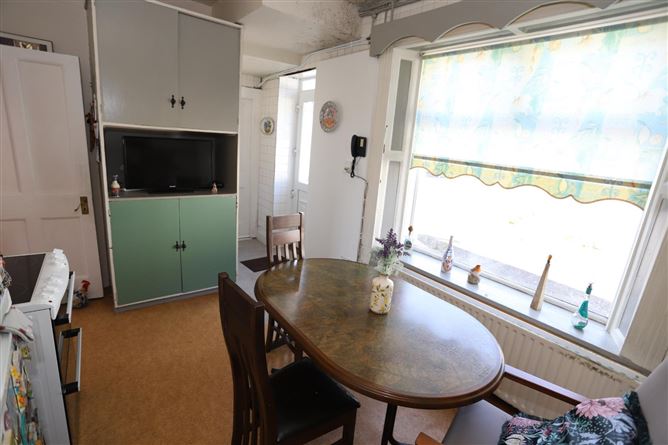 La Calle House, Ballinsheen Beg, Lisdoonvarna, Co. Clare