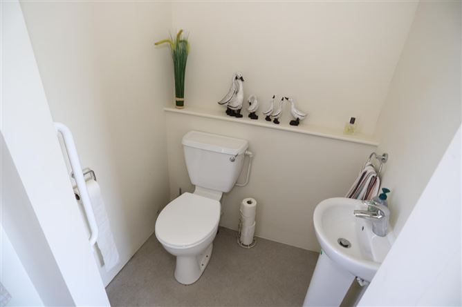 La Calle House, Ballinsheen Beg, Lisdoonvarna, Co. Clare