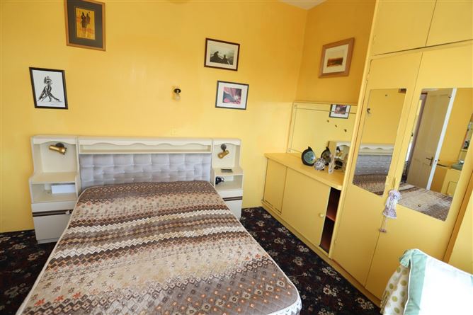 La Calle House, Ballinsheen Beg, Lisdoonvarna, Co. Clare