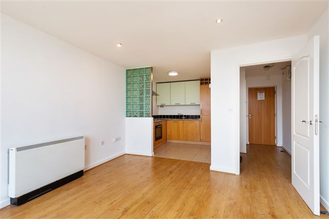 172 The Crescent Building, Park West, Dublin 12