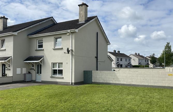 16 Derravaragh Court, Castlepollard, Mullingar, Co. Westmeath