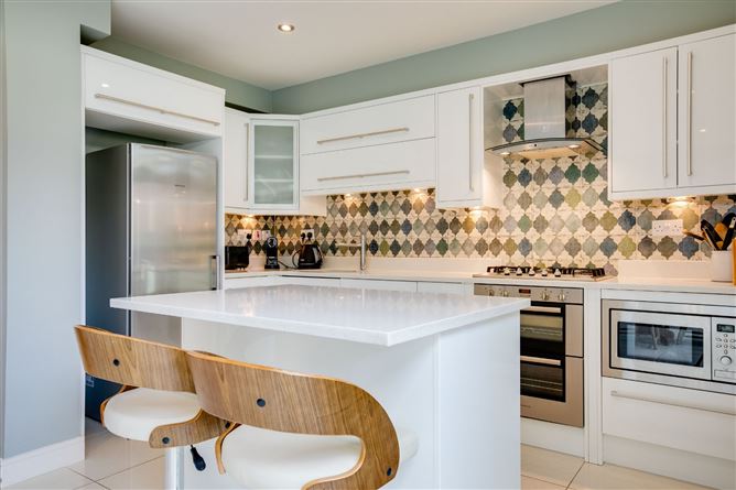 4 Brehon Court, Harold's Grange Road, Rathfarnham, Dublin 16
