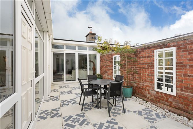 43 Ailesbury Grove , Dundrum, Dublin 14
