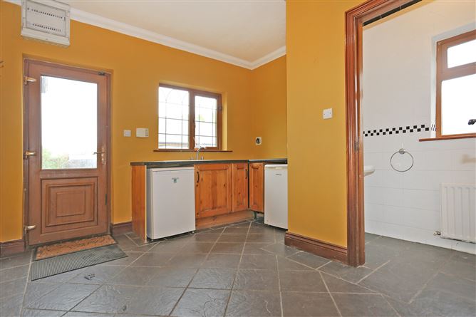 Hayfield House, Clontra East, Ardnacrusha, Co. Clare, Ardnacrusha, Clare