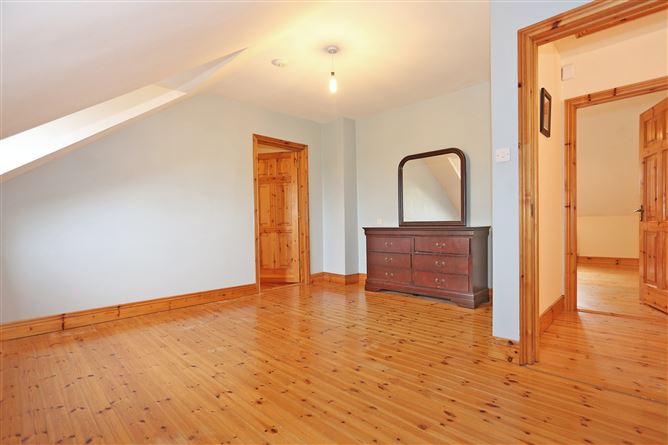 Hayfield House, Clontra East, Ardnacrusha, Co. Clare, Ardnacrusha, Clare
