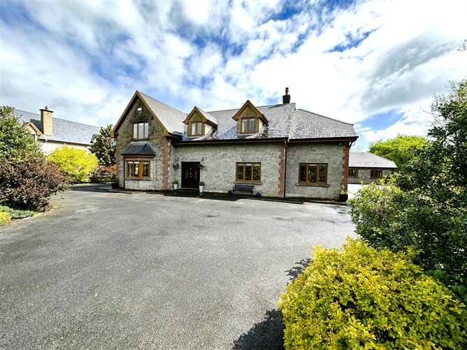 Hayfield House, Clontra East, Ardnacrusha, Co. Clare, Ardnacrusha, Clare