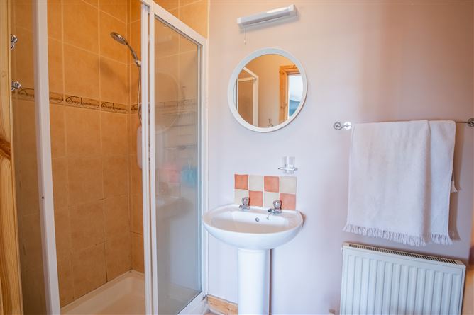 52 Chestnut Walk, Kilmuckridge, Gorey, Wexford