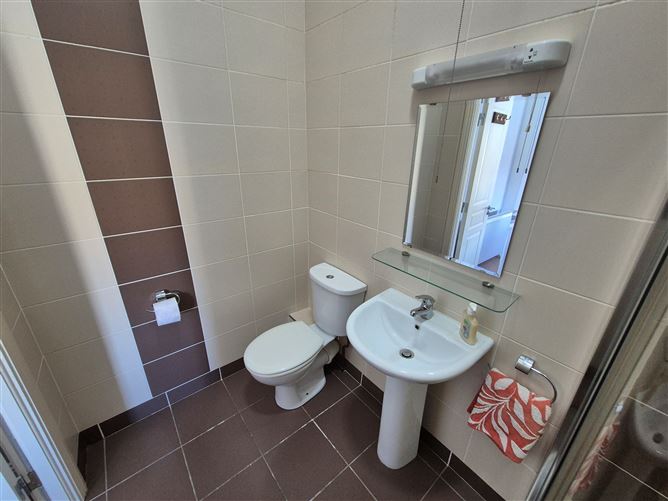 Photo 22 of 41 — Townhouse 3 Hectors Mills Frances Street, Kilrush, Clare