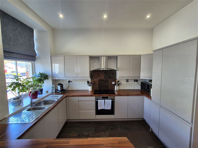 Photo 9 of 41 — Townhouse 3 Hectors Mills Frances Street, Kilrush, Clare