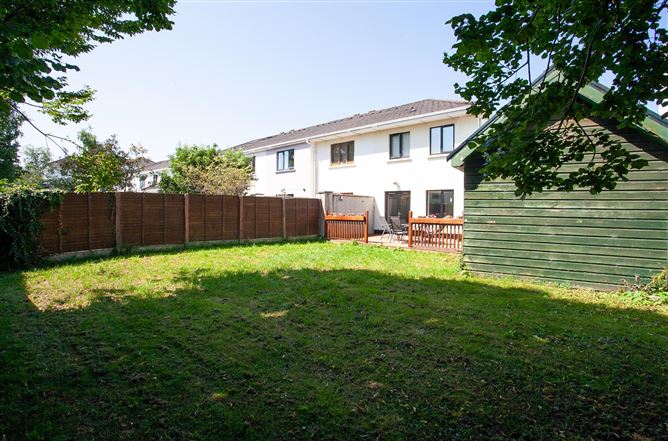 Photo 28 of 34 — 32 Straffan Grove, Straffan Wood, Maynooth, Co. Kildare, Maynooth, Kildare