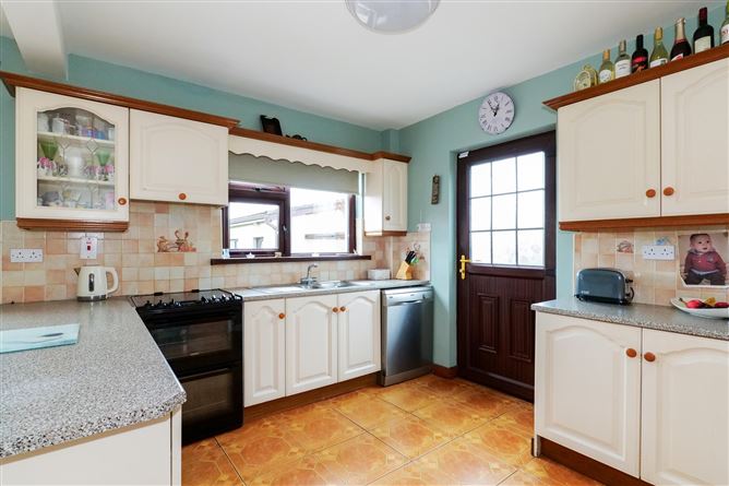 40 Crestwood, Coolough Road, Galway