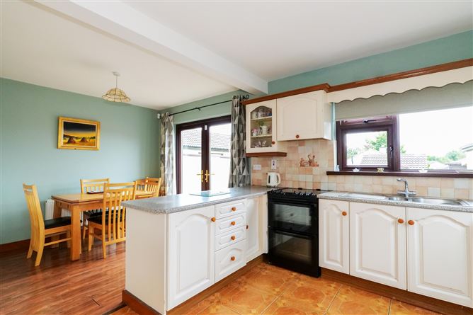 40 Crestwood, Coolough Road, Galway