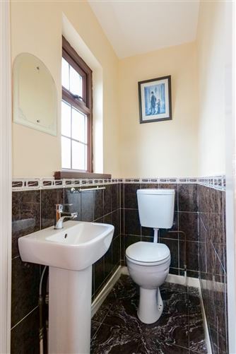 Photo 8 of 21 — 40 Crestwood, Coolough Road, Galway