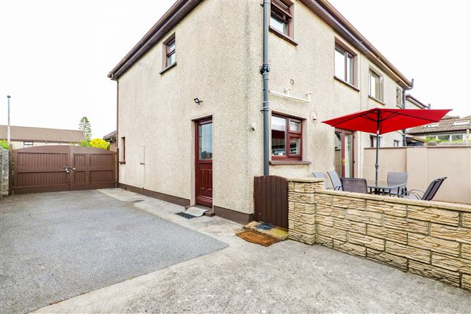 Photo 16 of 21 — 40 Crestwood, Coolough Road, Galway