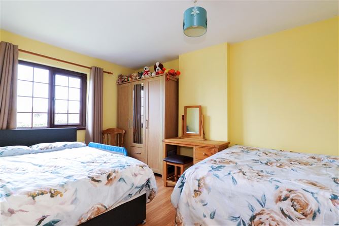 Photo 10 of 21 — 40 Crestwood, Coolough Road, Galway