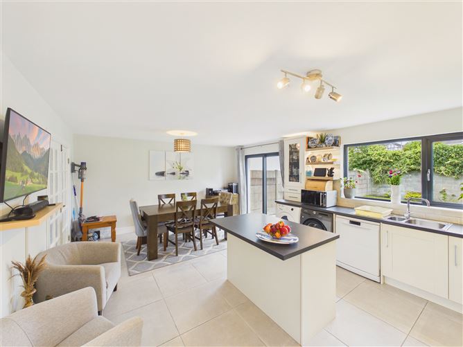 Floor plan — 71B Hawthorn Place, Clybaun Road, Galway