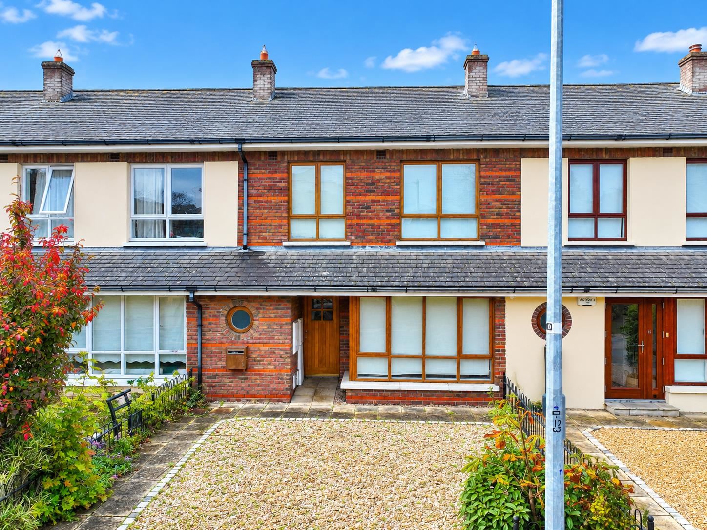 Photo 1 of 10 — 11 Kelston Drive, Dublin 18, Dublin