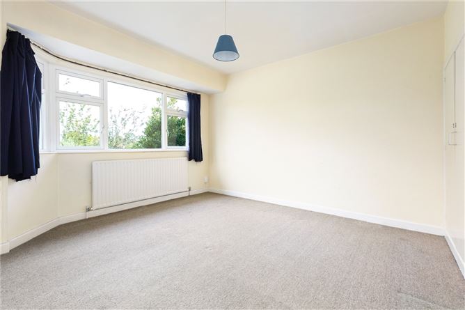 26 Castle Park, Monkstown, Co. Dublin