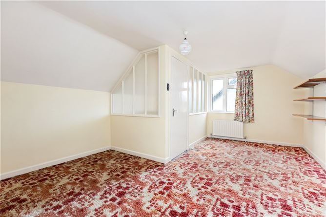 26 Castle Park, Monkstown, Co. Dublin