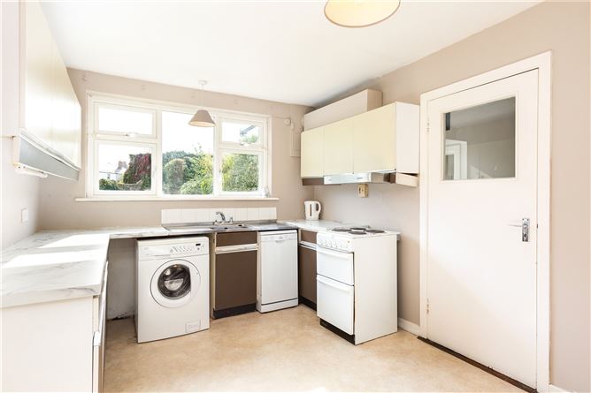 26 Castle Park, Monkstown, Co. Dublin