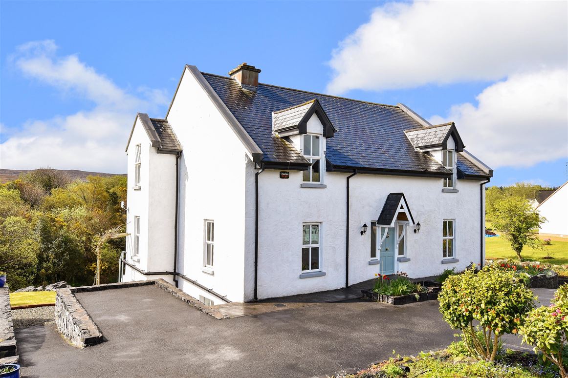 Riverside House, Claremount, Oughterard, Galway