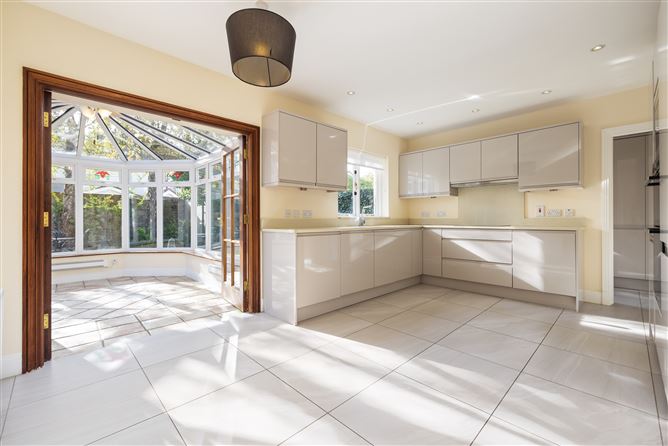 9 Foxrock Manor, Foxrock, Dublin 18