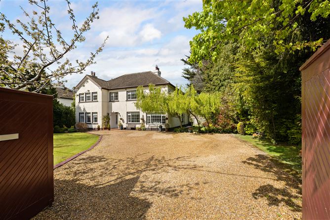https://photos-a.propertyimages.ie/media/6/9/9/4922996/be9bfc00-c02e-4e8a-a6d6-63345056f42e_l.jpg