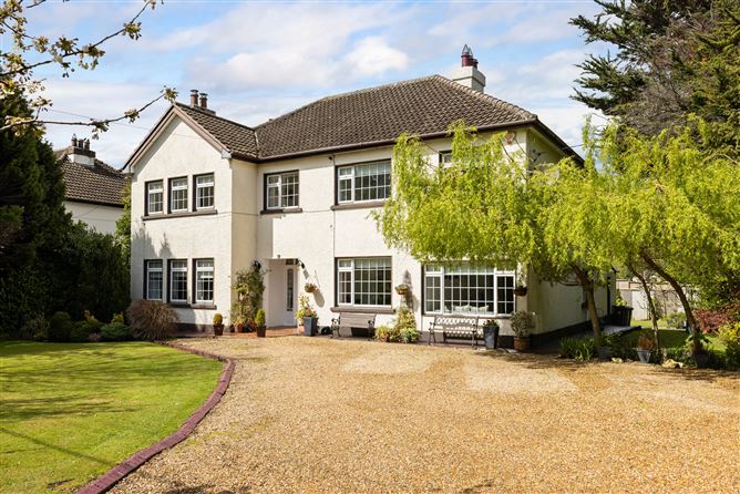 https://photos-a.propertyimages.ie/media/6/9/9/4922996/be9bfc00-c02e-4e8a-a6d6-63345056f42e_l.jpg