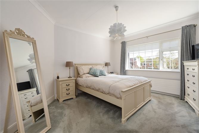 https://photos-a.propertyimages.ie/media/6/9/9/4922996/be9bfc00-c02e-4e8a-a6d6-63345056f42e_l.jpg