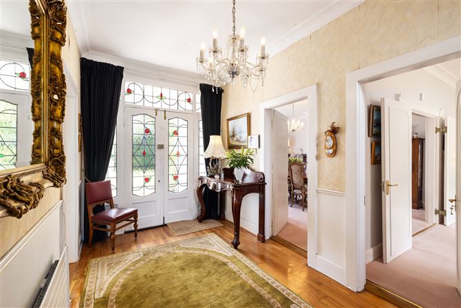 https://photos-a.propertyimages.ie/media/6/9/9/4922996/be9bfc00-c02e-4e8a-a6d6-63345056f42e_l.jpg