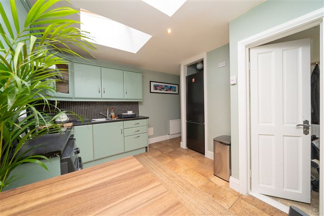 10 Bow Bridge , Kilmainham, Dublin 8