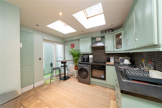 10 Bow Bridge , Kilmainham, Dublin 8
