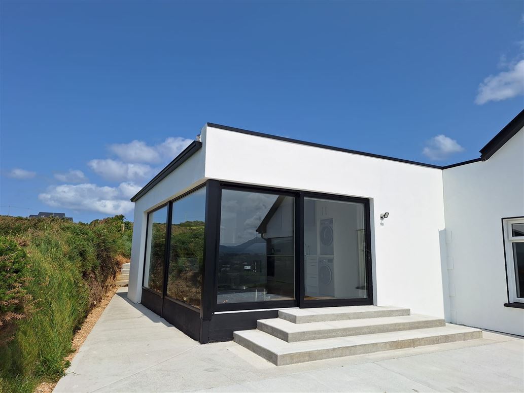 CLEW BAY SUNSET SUITE,Vacation Rental in Mayo, Ireland