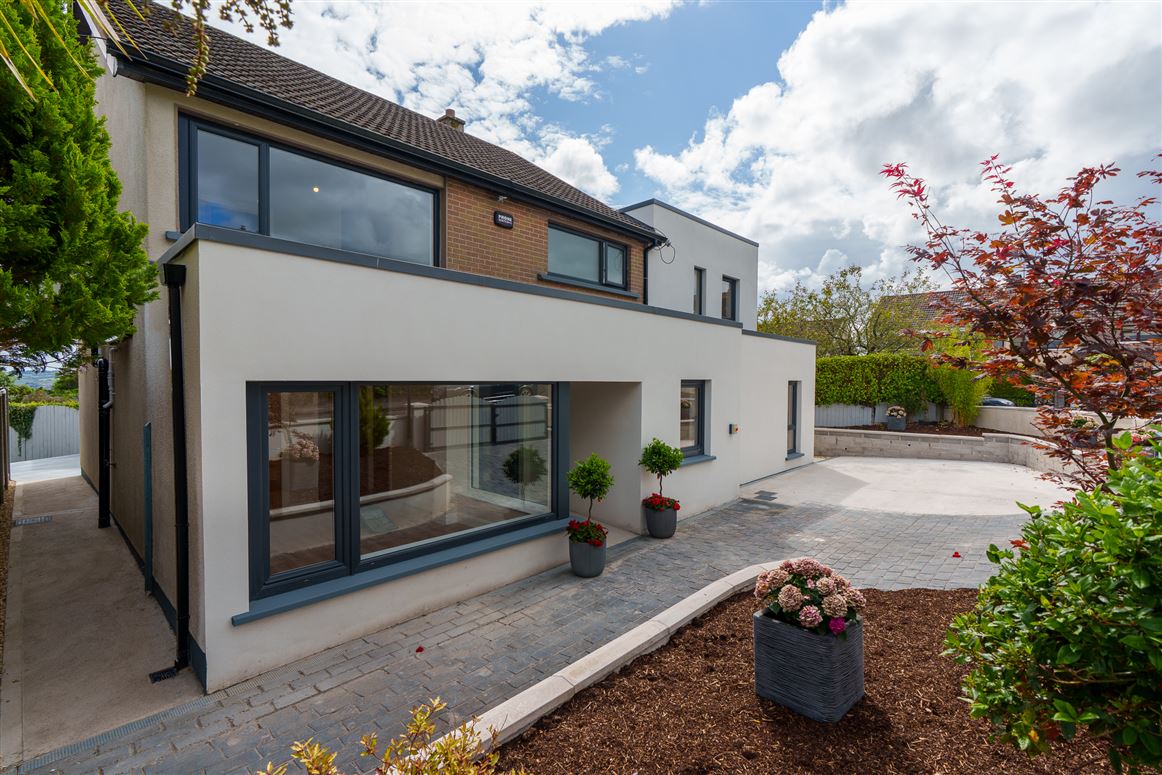Photo 1 of 31 —  24 The Orchards, Montenotte, Cork