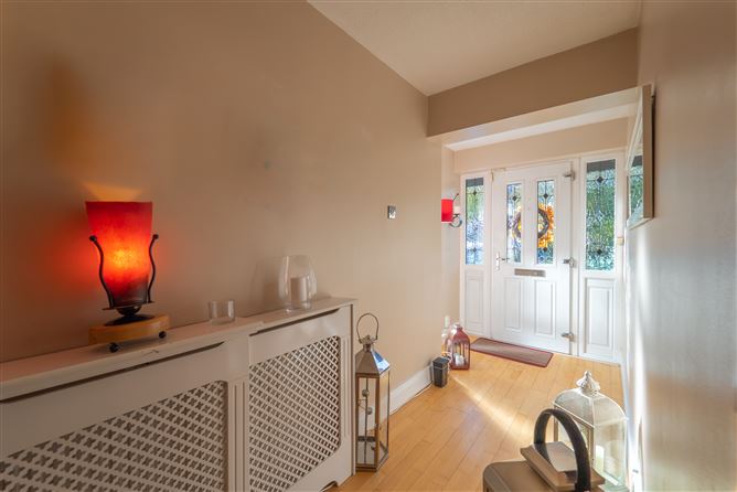 24 Aranleigh Vale, Rathfarnham,   Dublin 14