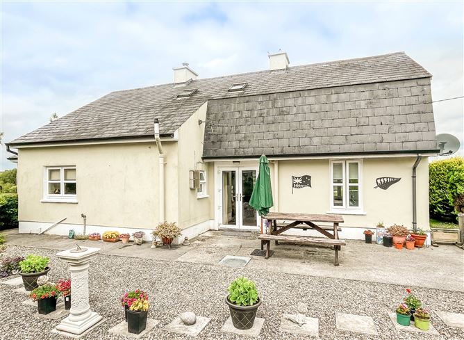 Cloonshaghan, Croghan, Co. Roscommon
