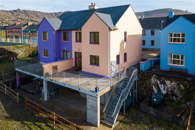 1 Strand View, Cluin, Allihies, Co. Cork