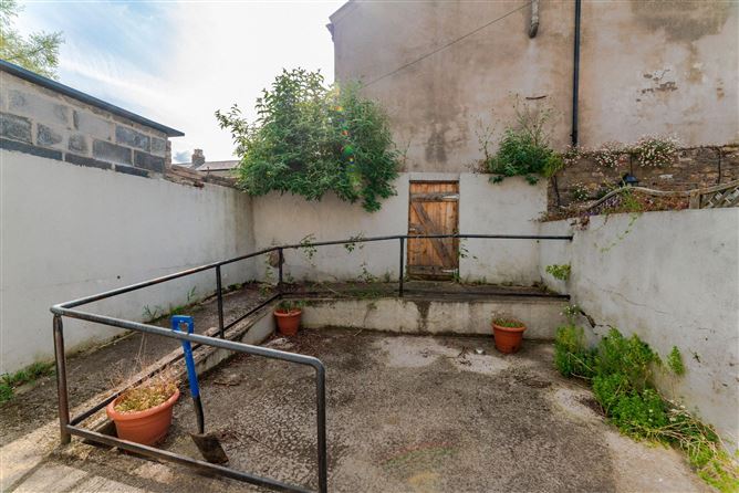2 Kingsland Parade, South Circular Road, Portobello, Dublin