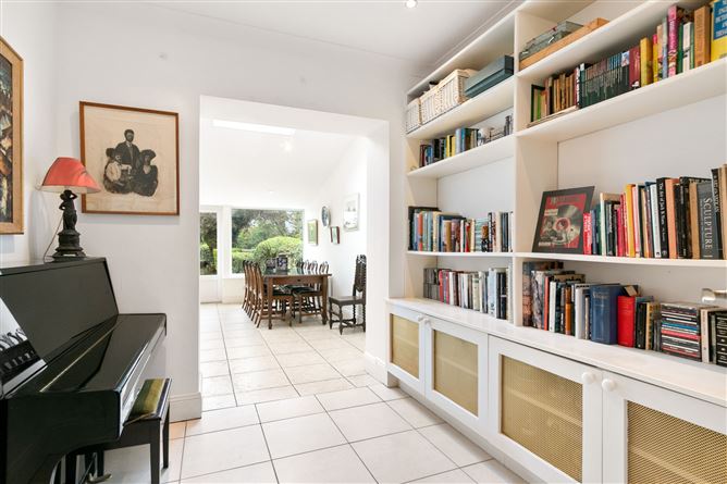 14 Lakelands Park, Terenure, Dublin