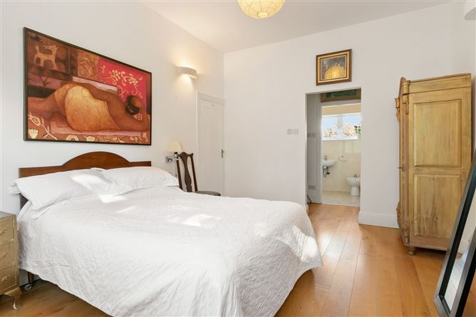 14 Lakelands Park, Terenure, Dublin